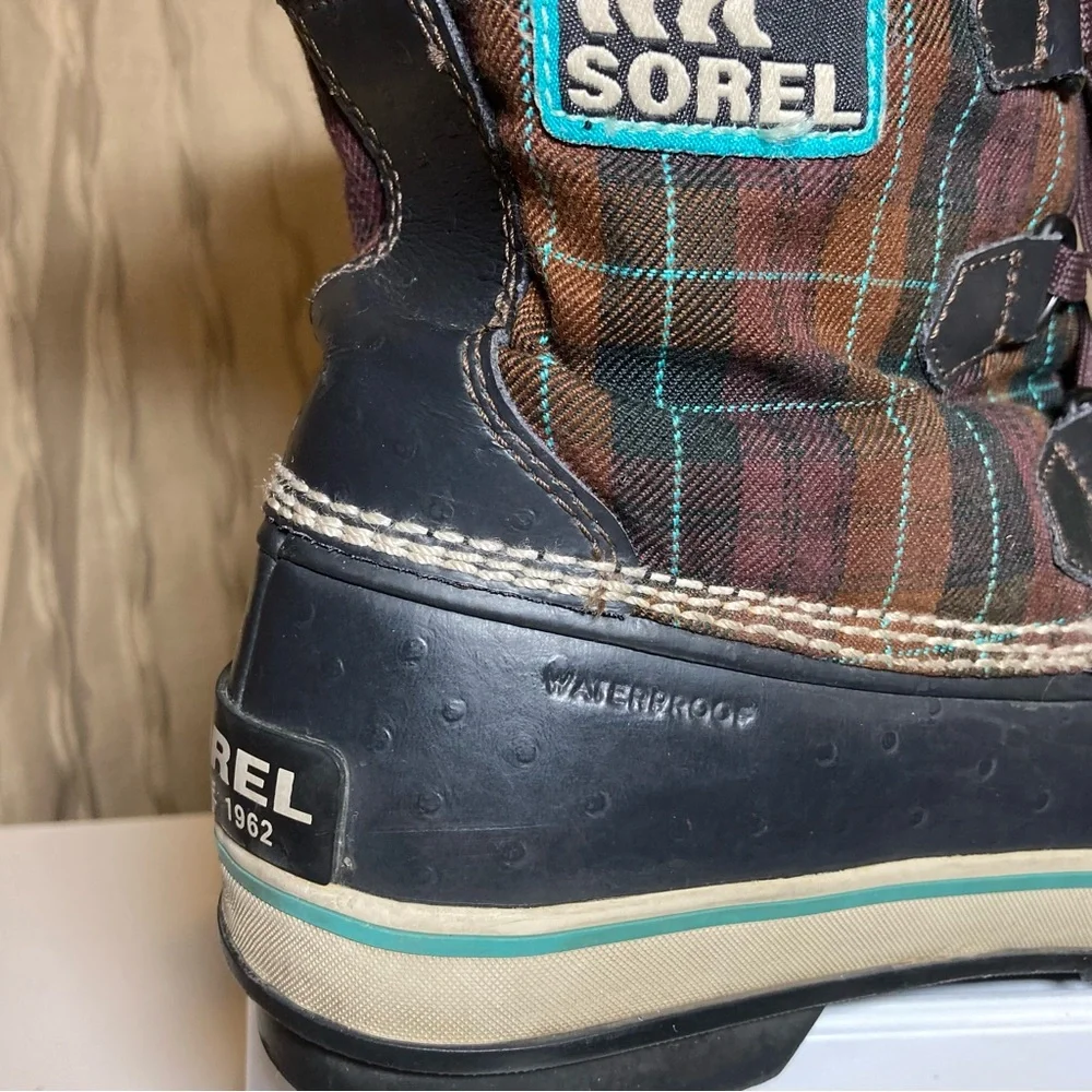 Sorel Tivoli Women’s 9 Waterproof Mulberry Brown Plaid Lined NL1654-207